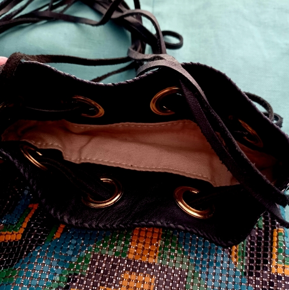 RARE TORY BURCH METAL DRAWSTRING SHOULDER BAG - Picture 4 of 11